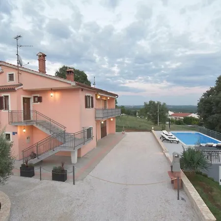 Kuca Legovic Villa *