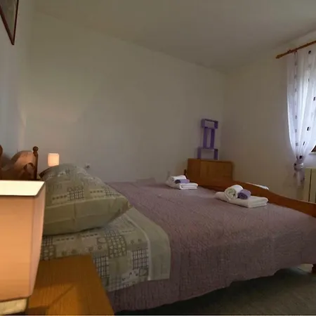 Kuca Legovic Villa *