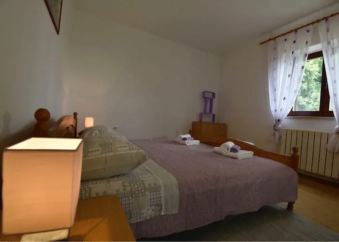 Kuca Legovic Villa *